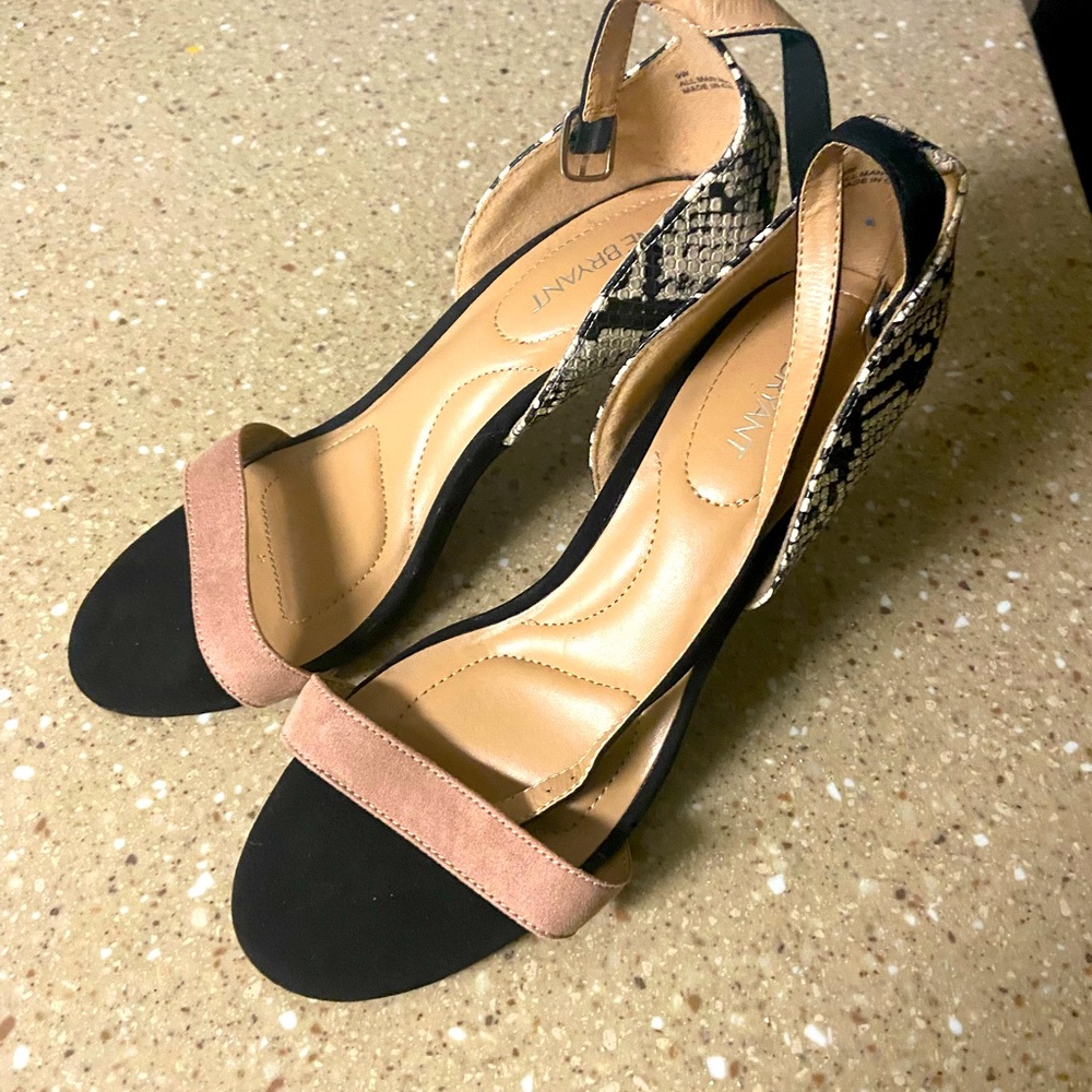 Gorgeous lane Bryant black tan and snake print heels